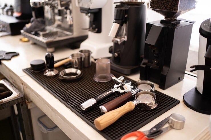 Equipamiento cafetería: máquinas para desayunos